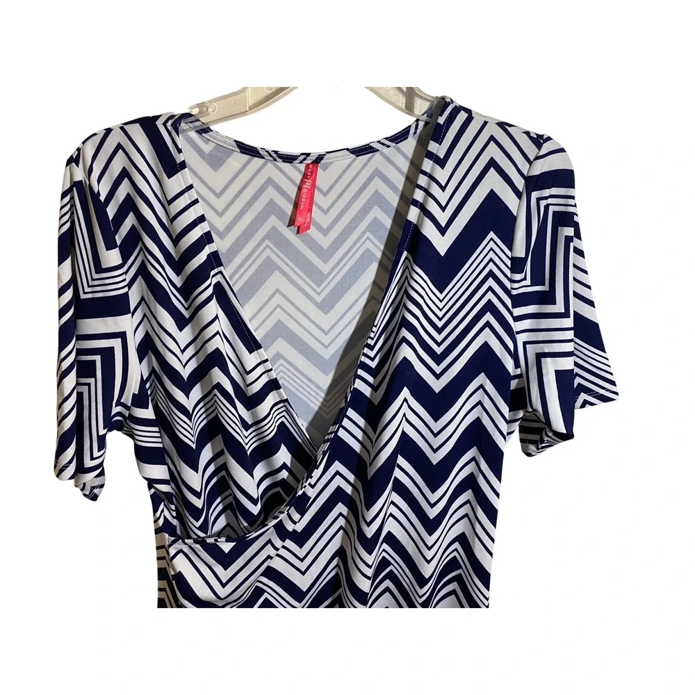 Ruby Ribbon‎ Navy Blue White Chevron Faux Wrap Dress XL Short Sleeve V-Neck